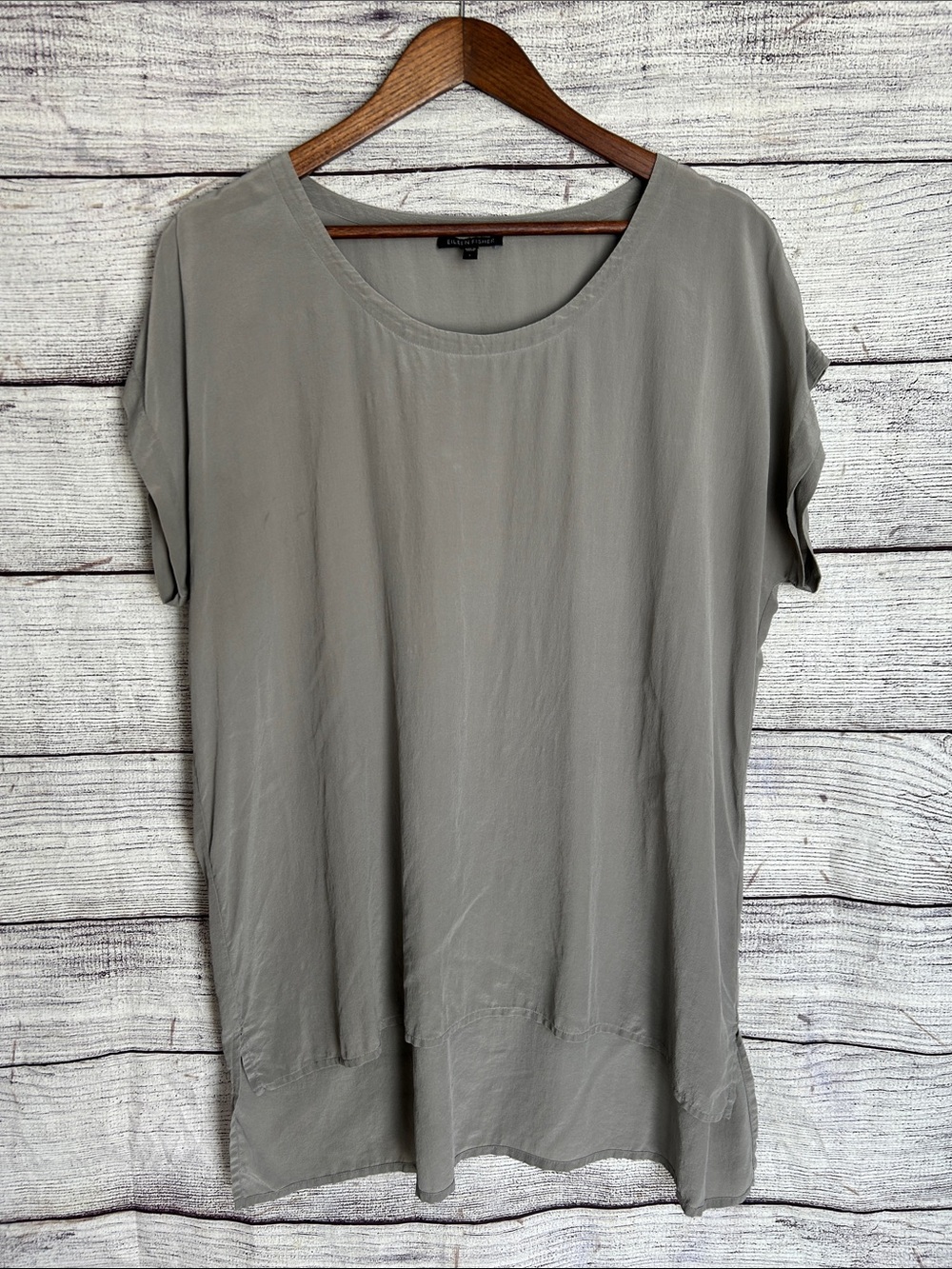 Eileen Fisher 100% silk high low gray top size large